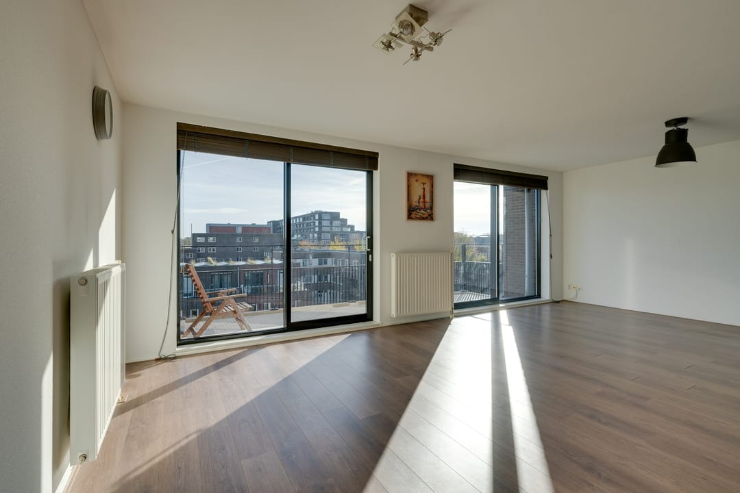 Photo 13 of Emmy Andriessestraat 379