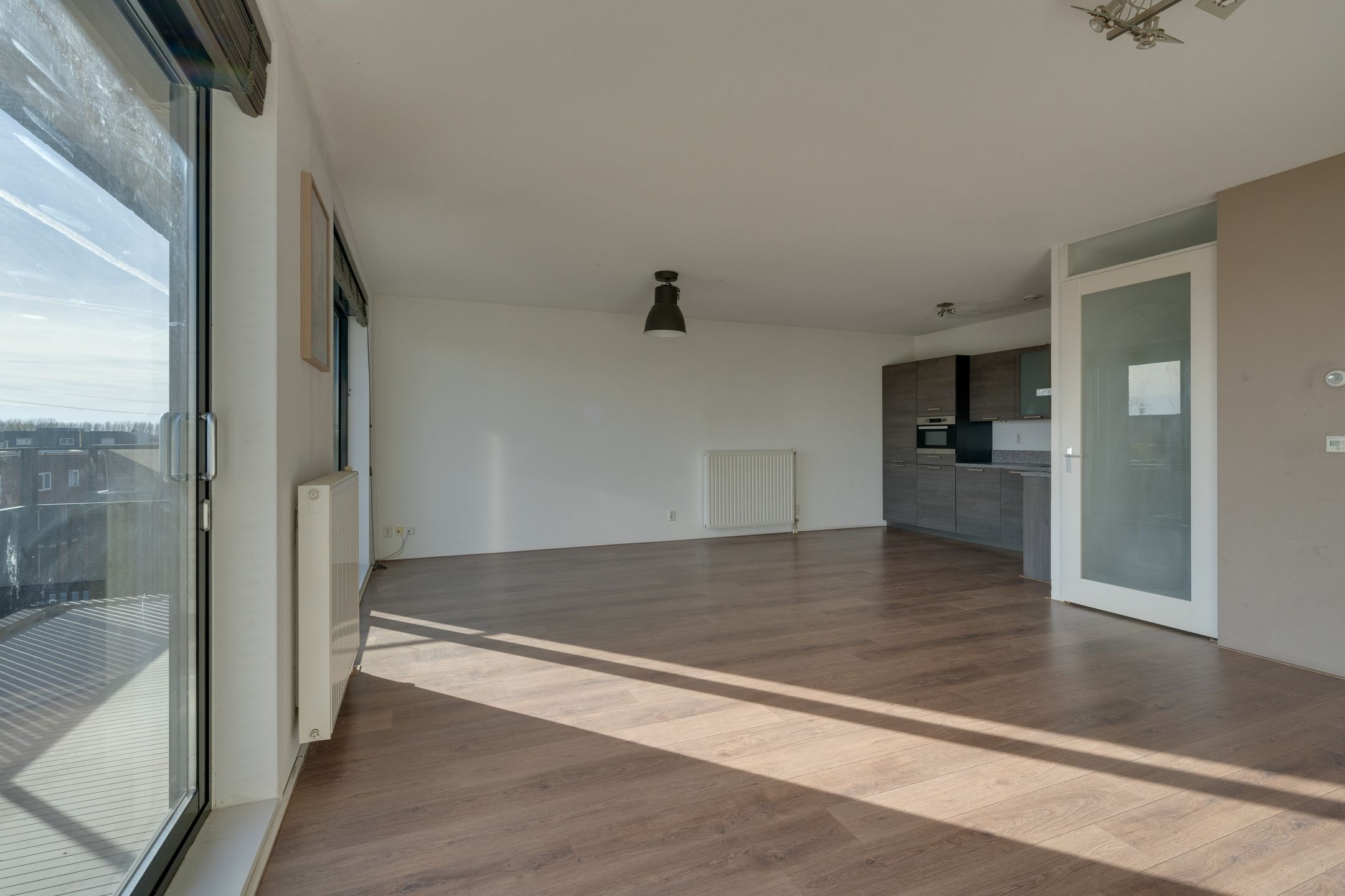 Photo 15 of Emmy Andriessestraat 379