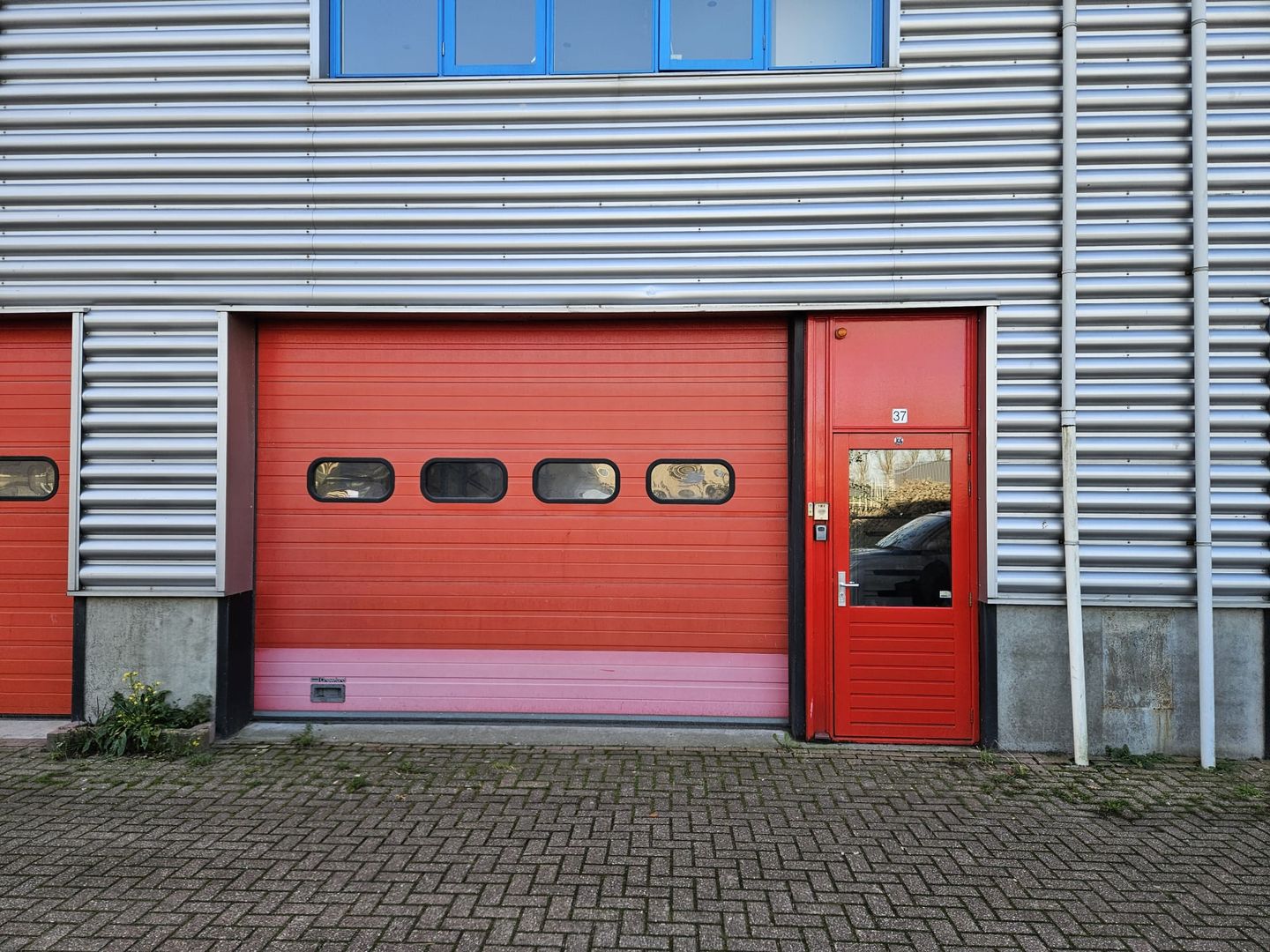 Bekijk foto 1 van Alexander Flemingstraat 37