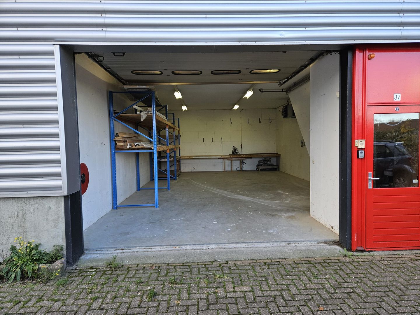 Bekijk foto 2 van Alexander Flemingstraat 37