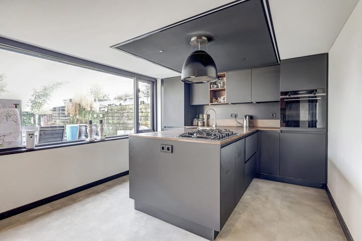 Photo 12 of Driegaardsestraat 12