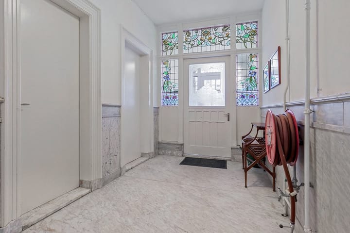 Photo 15 of Jan Luijkenstraat 70-C