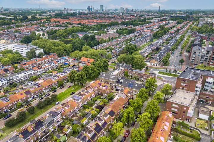 Photo 37 of Hooft Graaflandstraat 133