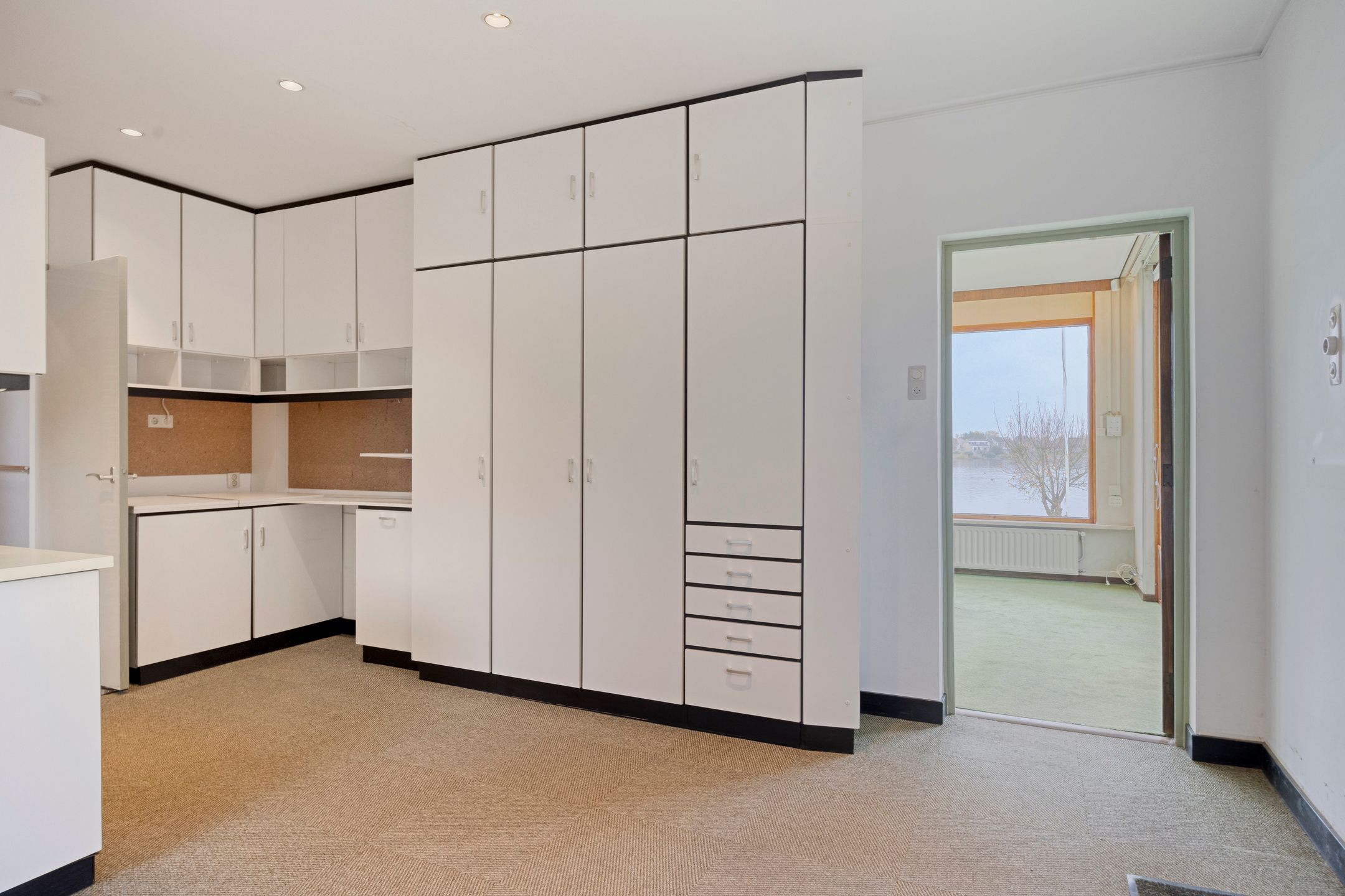 Photo 27 of Maaslaantje 1-A