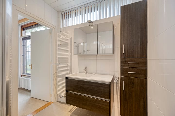 Photo 32 of Maaslaantje 1-A