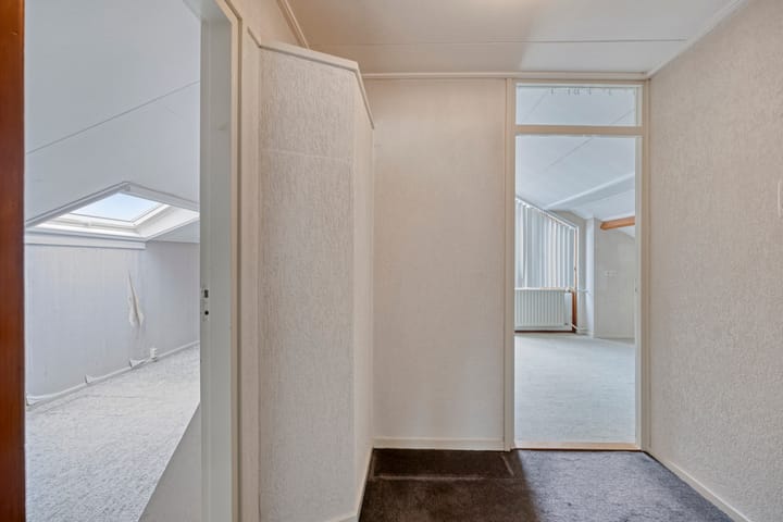 Photo 42 of Maaslaantje 1-A