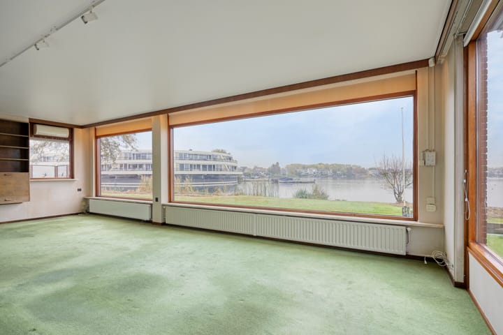 Photo 15 of Maaslaantje 1-A