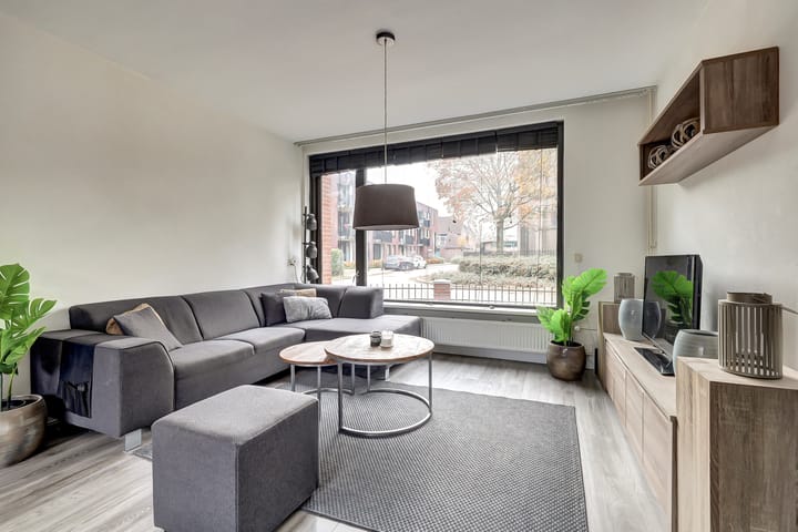 Photo 7 of Hertog Janstraat 1