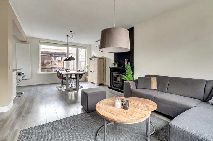 Photo 9 of Hertog Janstraat 1