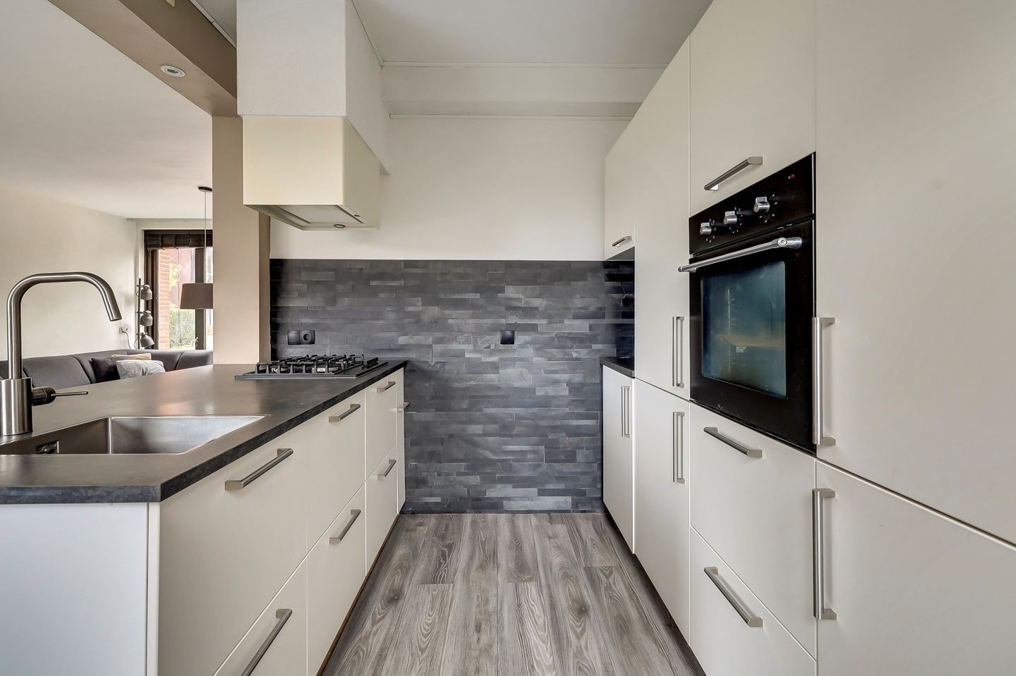 Foto 14 van Hertog Janstraat 1