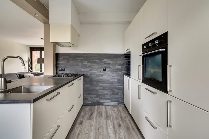 Photo 14 of Hertog Janstraat 1