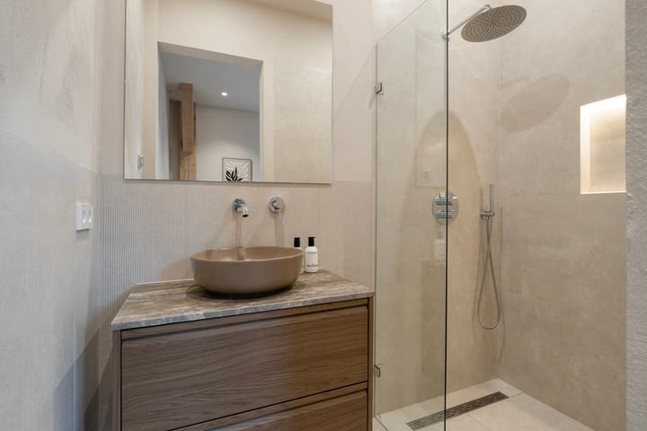 Photo 18 of Stationsweg 37