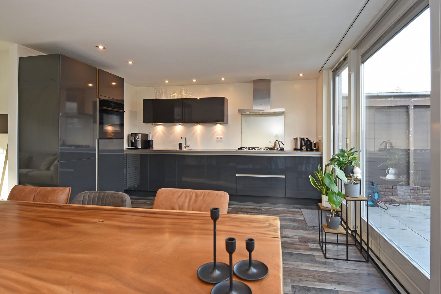 Foto 19 van Trompstraat 29