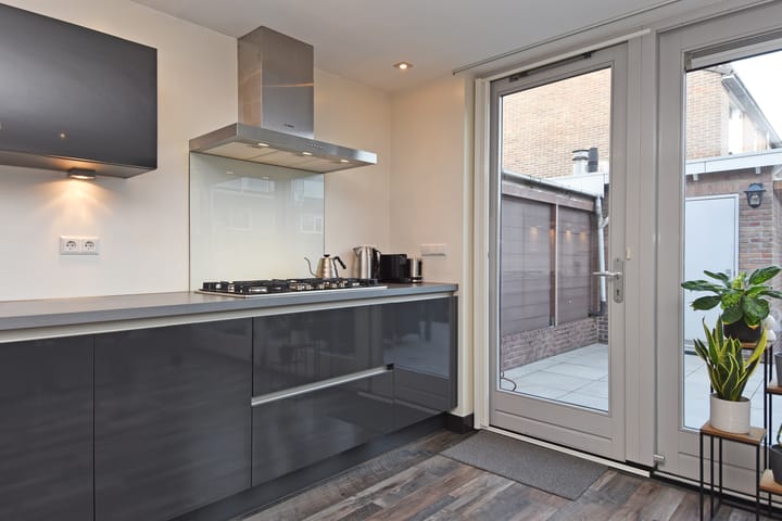 Photo 26 of Trompstraat 29