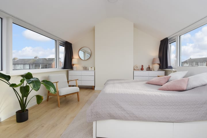 Photo 65 of Trompstraat 29