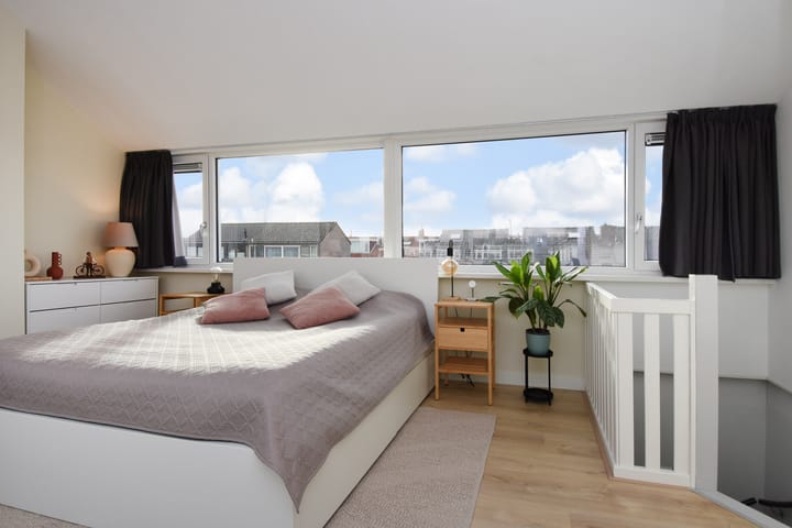 Photo 63 of Trompstraat 29