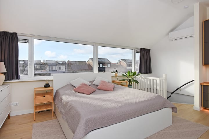 Photo 64 of Trompstraat 29