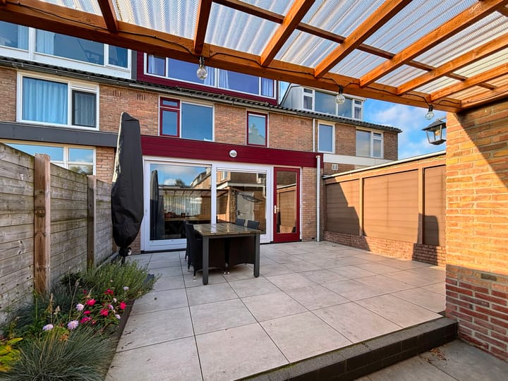 Photo 36 of Trompstraat 29