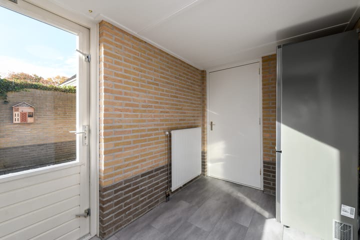 Photo 15 of Job van der Havestraat 7