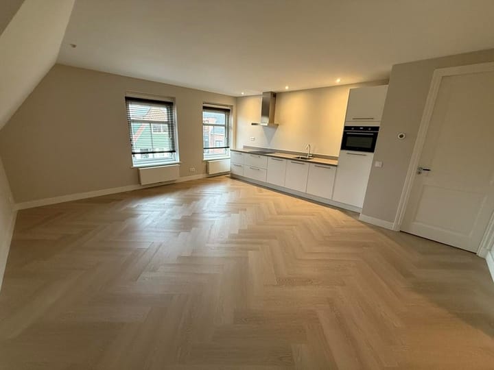 Foto 2 van Raadhuisstraat 8-B