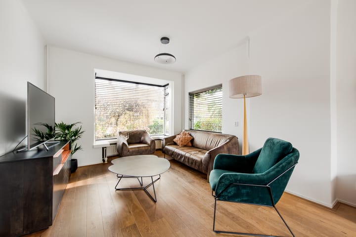 Foto 3 van Van Riebeecklaan 50