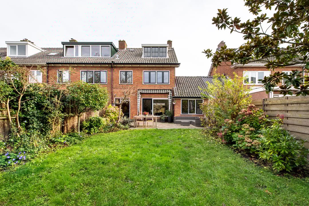 Foto 2 van Van Riebeecklaan 50