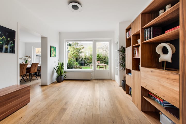 Foto 9 van Van Riebeecklaan 50