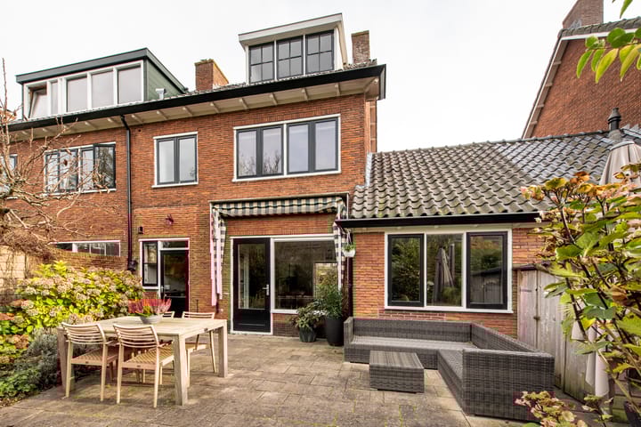 Foto 17 van Van Riebeecklaan 50