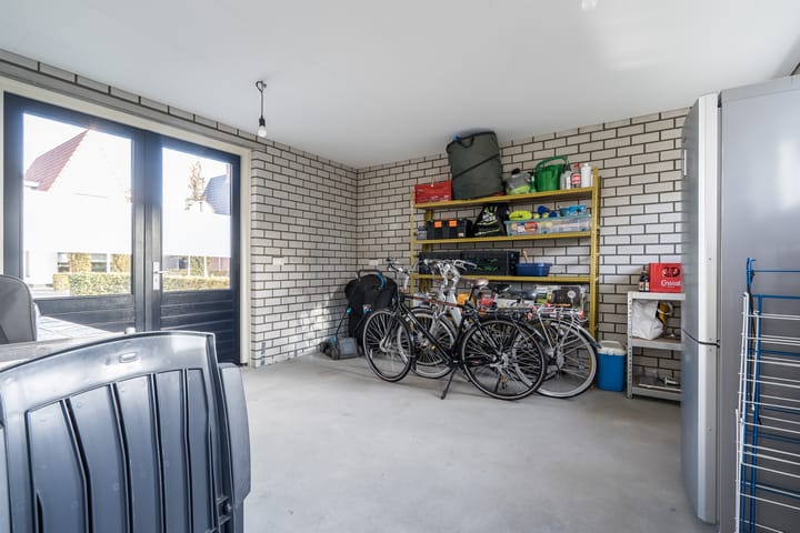 Foto 36 van Walestraat 9