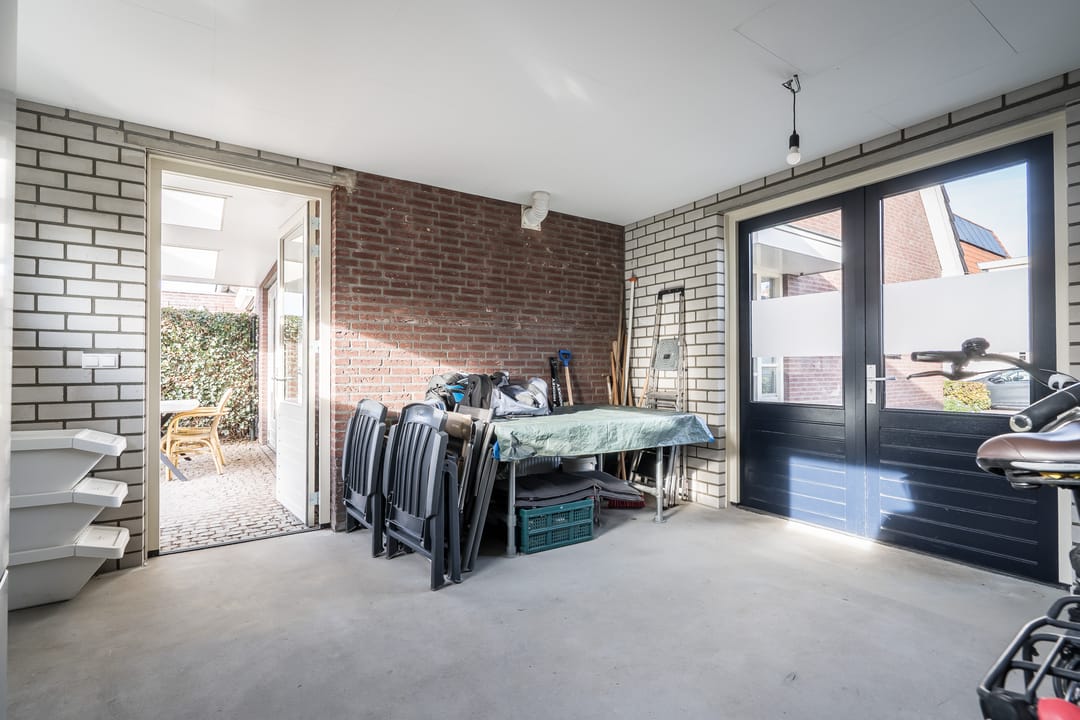 Photo 37 of Walestraat 9