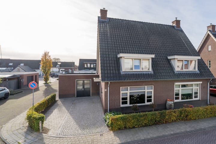 Foto 45 van Walestraat 9