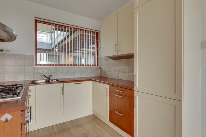 Foto 12 van Porporastraat 180