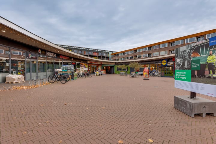 Foto 37 van Porporastraat 180