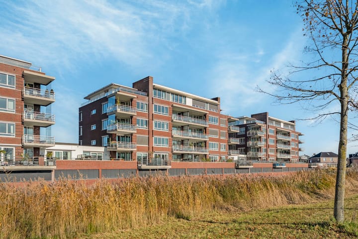 Photo 46 of Wesdijkleede 54