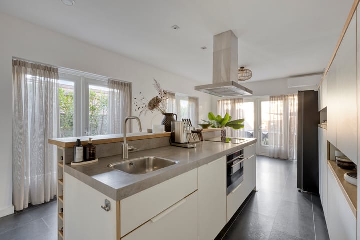 Photo 16 of Torenstraat 16