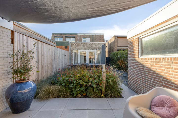 Photo 34 of Torenstraat 16