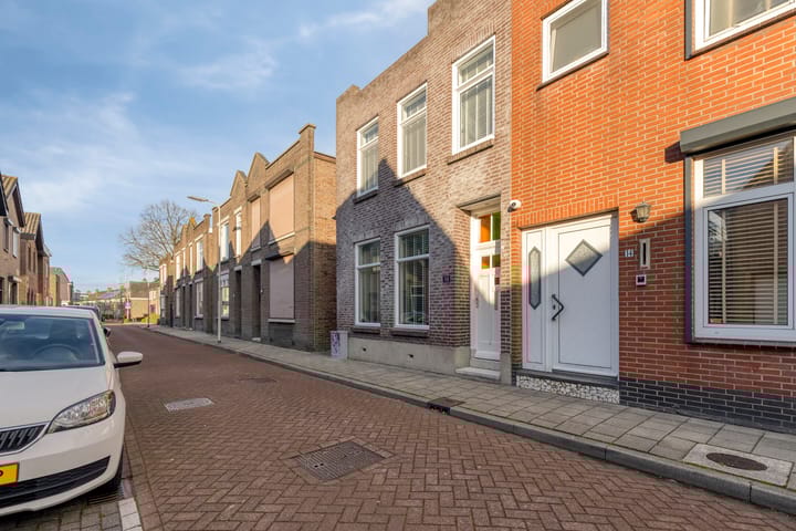 Photo 37 of Torenstraat 16