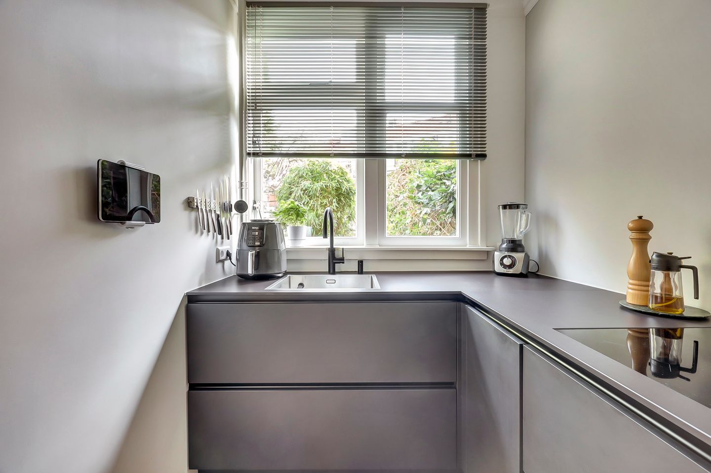 Photo 19 of Boergoensevliet 174