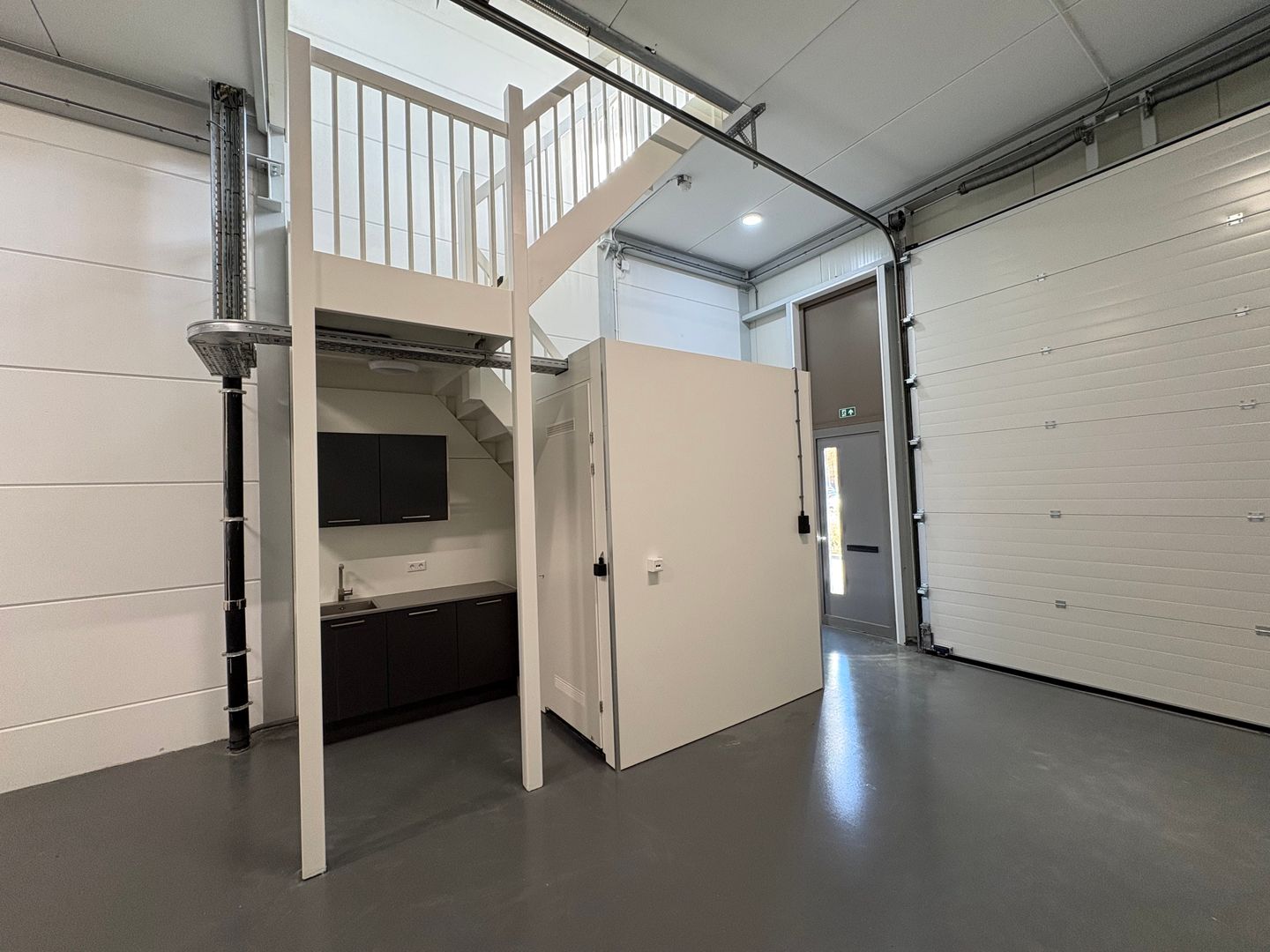 View photo 4 of de Waal 45-79