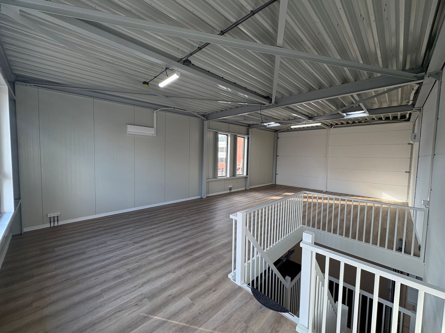 View photo 5 of de Waal 45-79