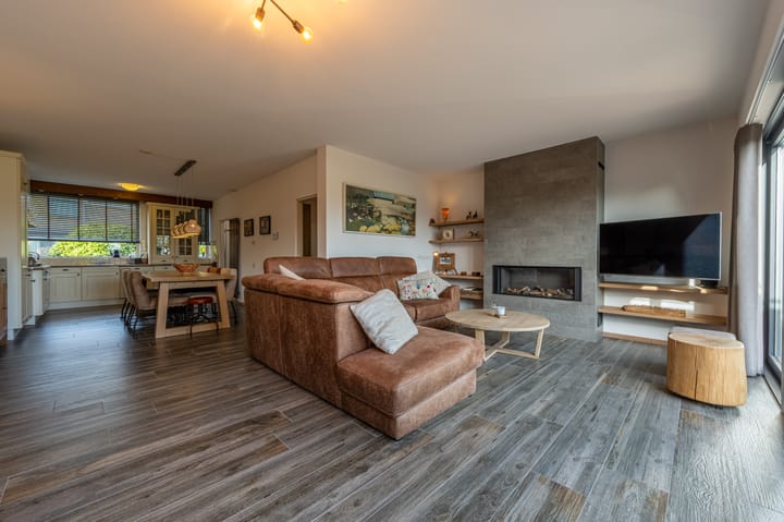 Photo 10 of Prins Willem Alexanderln 48