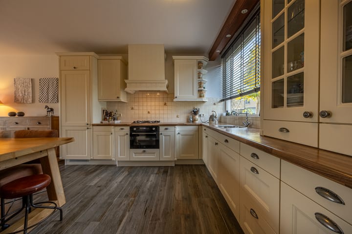 Photo 13 of Prins Willem Alexanderln 48