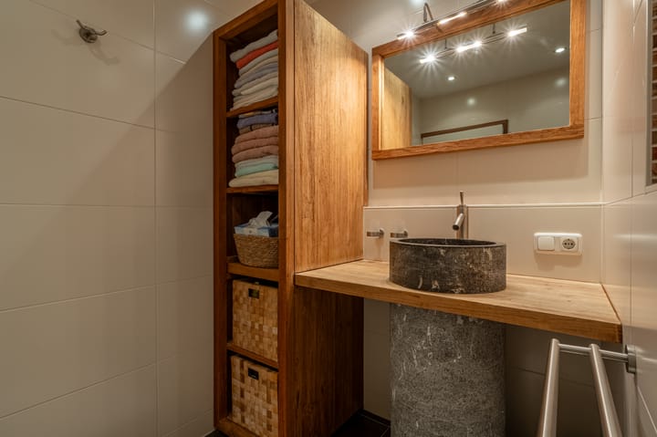 Photo 24 of Prins Willem Alexanderln 48