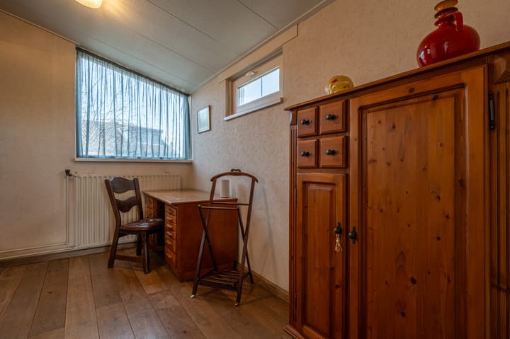 Photo 30 of Prins Willem Alexanderln 48