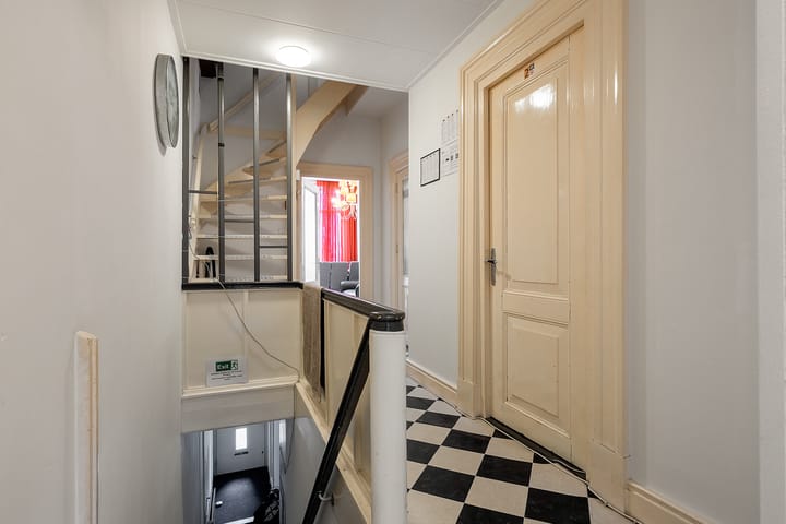 Photo 6 of Zeestraat 40