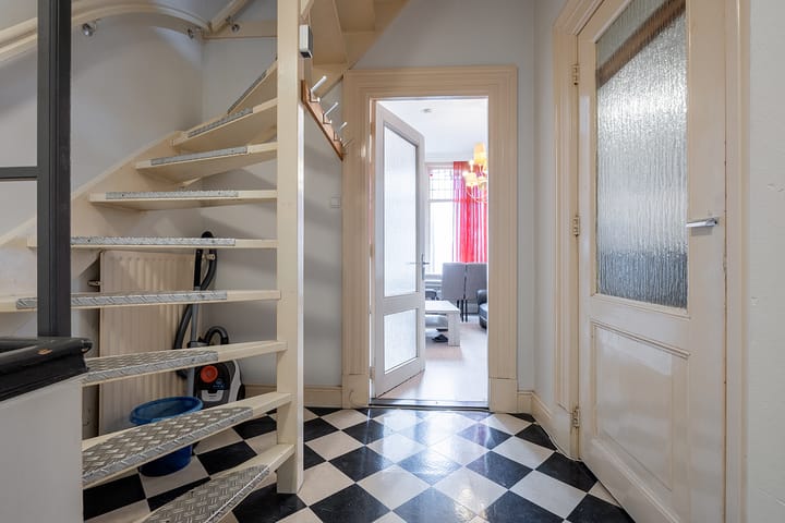 Photo 8 of Zeestraat 40