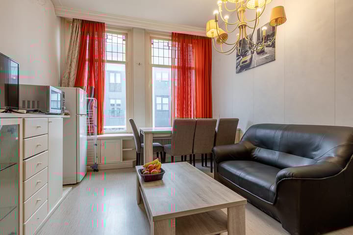 Photo 9 of Zeestraat 40