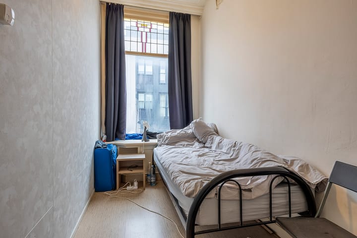 Photo 12 of Zeestraat 40