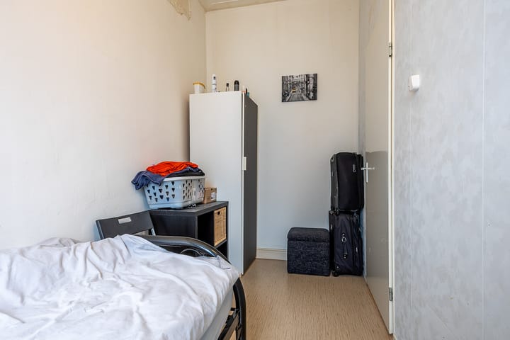 Photo 13 of Zeestraat 40