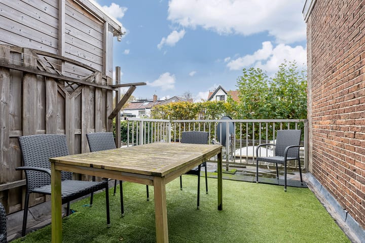 Photo 22 of Zeestraat 40